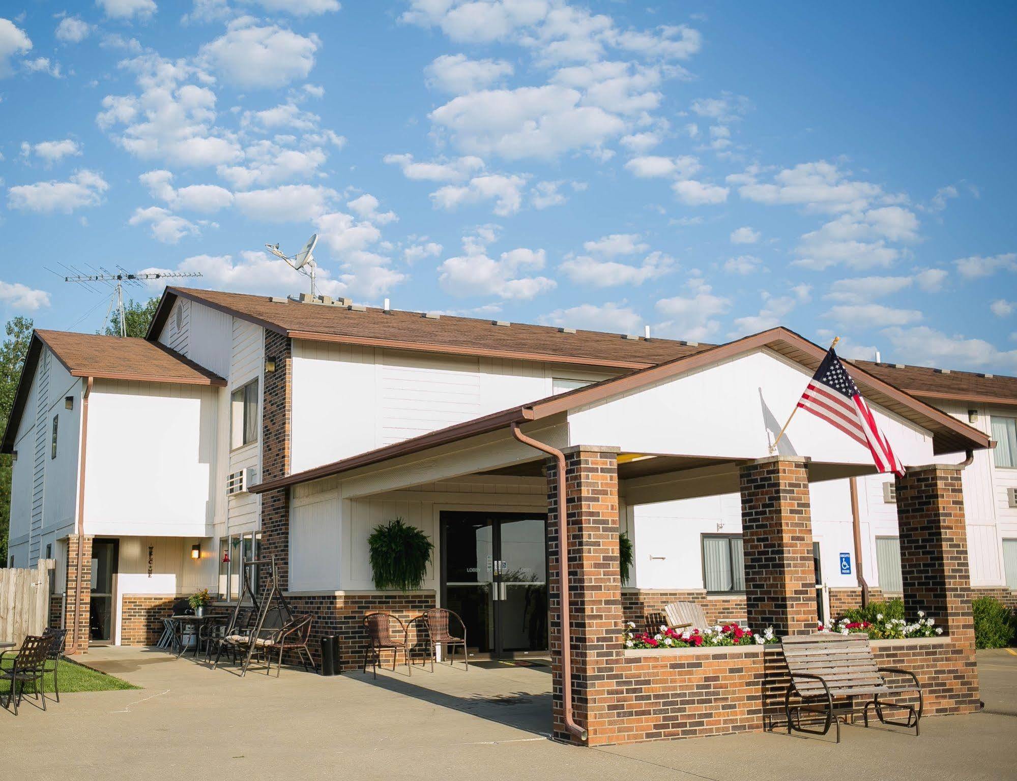 Covered Bridge Inn Winterset Eksteriør bilde
